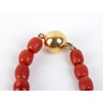 Mediterranean coral and yellow gold necklace -