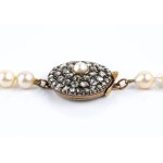 Gold, silver diamonds pearl necklace -