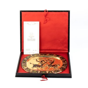 Gilded silver dish - Italy, 20th century