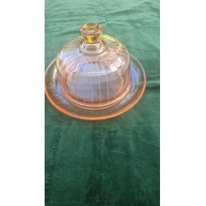 Two-piece cheese container