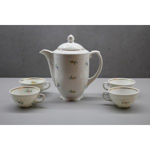 Chodzież tea set
