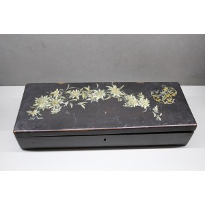 Boîte avec motif floral + Cadre photo