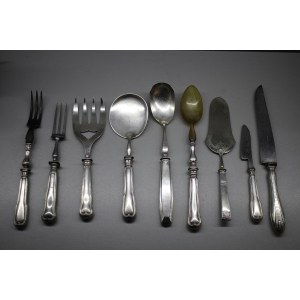 Matching cutlery set
