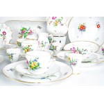 Bing &amp; Gröndahl breakfast/tea service with floral decoration