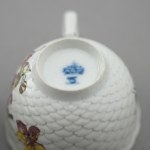 Ludwigsburg coffee pot and cups with flower painting