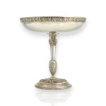 Richly decorated tazza