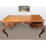 Historicism desk