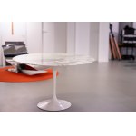 Tulip" dining table, Eero Saarinen