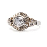 Bague de type Art déco des années 1940.