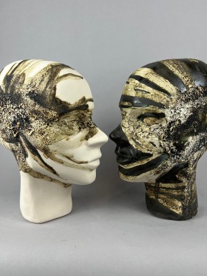 Jakub Niewdana, Dwie głowy ceramiczne