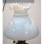 Antica lampada a paraffina da salotto