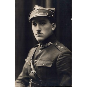 [45th Infantry Regiment of Borderland Riflemen] Photograph of an officer of the 45th P. P. of Borderland Riflemen. Photo by Benjamin Gapan. Rivne