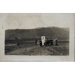 [Huszt] Photograph of interned Legionnaires during a field mass celebrated by Rev. J. Panas. Huszt 1918.