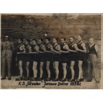 KS Strzelec Janowa Dolina. Photograph of members of the boxing section in sportswear. Janowa Dolina 1938.