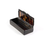 Snuff box / trinket container with symbols of the Holy Cross, Monstrance, Mithras and liturgical books. Poland (?), second half of 19th century.