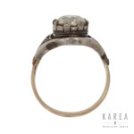 Engagement ring, interwar period