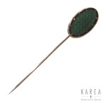 Green enamel tie pin, early 20th century