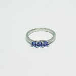 Silver ring with Tanzanites