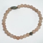 Silver stretchable bracelet with pink Quartz