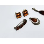 Silver jewelry set with Amber