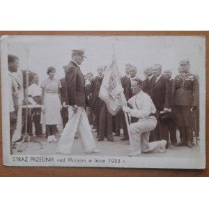 Gdyně.Frontová stráž u moře v létě 1933.Prezentace praporu.