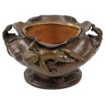 SECESSIONAL CACHE POT WITH PUTT, France, early 20th century.