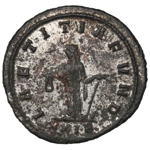 Rímska ríša, Tacitus, Antonín