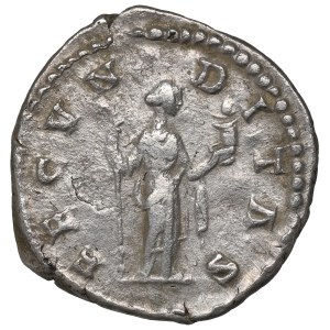 Roman Empire, Faustina Minor, Denarius