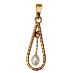 Europe, Gold pendant with pearl