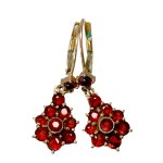 Europe, Earrings with garnets