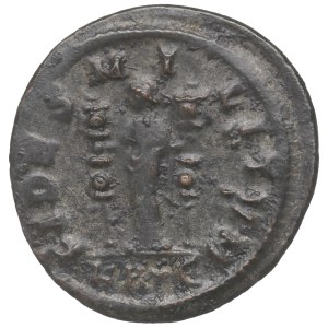 Cesarstwo Rzymskie, Karynus, Antoninian