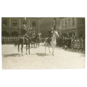 Second Polish Republic, Photograph of the color guard of the 17th Wielkopolska Uhlan Regiment, Leszno