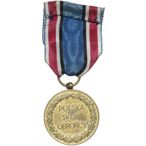 Second Polish Republic, “Poland to Its Defender” Medal—for the War of 1918–1921, Mint