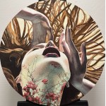 Monika Synak, Rozpłomienione i lotne (tondo), 2015