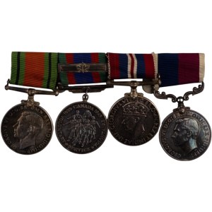 Canada WW2 RCAF Group 4 Medals with Long Service Medals
