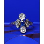 Ring with sapphire and diamonds, 19th/20th century.