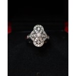 Antique style ring in white gold, 18 K