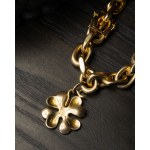 Chain bracelet with clover
