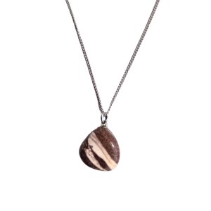 Necklace with jasper (?)