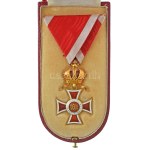 1870- . "A Lipót-rend lovagkeresztje" zománcozott Au kitüntetés mellszalagon, karikán zergefejes fémjel és "FR ...