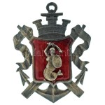 Lengyelország 1940 k. "Varsói Evezős Társaság" zománcozott fém jelvény (22x29mm) T:AU patina / Poland around 1940. ...