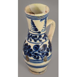 Bokály. Torda, 19. sz., restaurált, sérüléssel, m: 23 cm