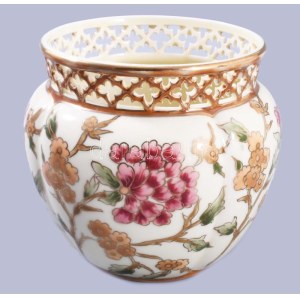 Zsolnay, áttört, virág mintás kaspó. Kézzel festett, jelzett, hibátlan d: 11 cm, m: 10 cm