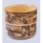 Elefántcsont ecsetmosó. cca 18-19.sz, Kína, faragott elefántcsont, kis sérüléssel, d: 5,5 cm, m: 5,5 cm //...