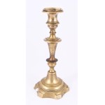 Bronz gyertyatartó. Magyar, cca 18-19.sz, m: 24 cm