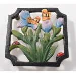 6 darab szecessziós stílusú öntöttvas edényalátét, virág- és bogármintákkal festett, 10,5x10,5 cm...