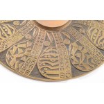 Rajki László (1939-): Gong ütővel. Bronz, jelzett, zsűri címkével, d: 21 cm, ütő h: 18 cm