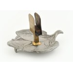 Antik gyufatartós hamuzó. Asztali tömör öntöttvas levél formájú hamuzó, réz szecessziós Gyufásdoboztartóval , Jelzett:...