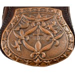 Tarsoly. Tarsolylemezen csodaszarvas és turul madár motívummal. Kézzel készített réz veret...