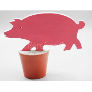feLugossy László (1947-): Pink pig. Esztergált, festett fa és ready-made applikáció, jelzett...